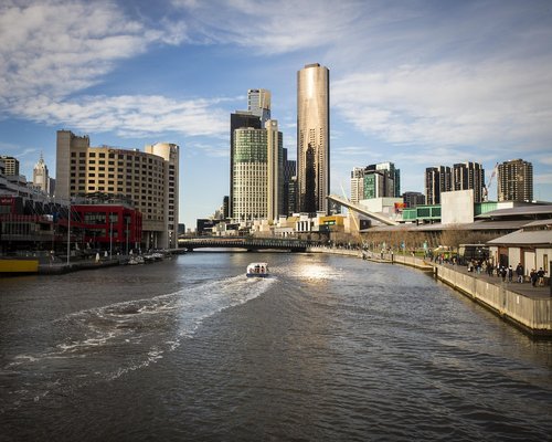 Southbank Melbourne contemporary dining and river walk