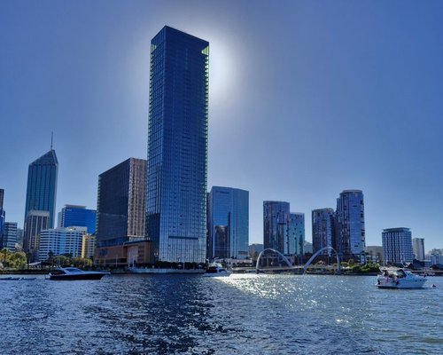Perth Swan River contemporary view